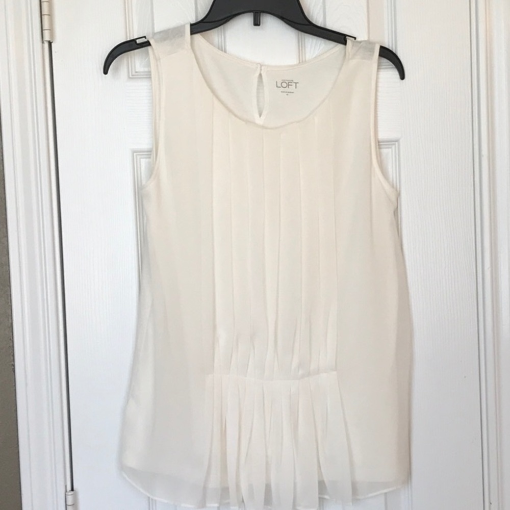 Ann Taylor LOFT Cream pleated blouse